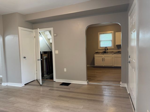 828 Isabella Court Se, City Of Grand Rapids, MI 49507