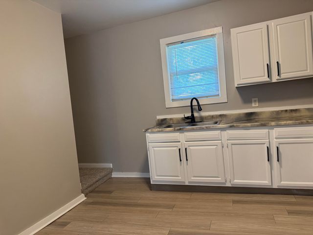 828 Isabella Court Se, City Of Grand Rapids, MI 49507