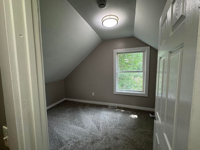 828 Isabella Court Se, City Of Grand Rapids, MI 49507