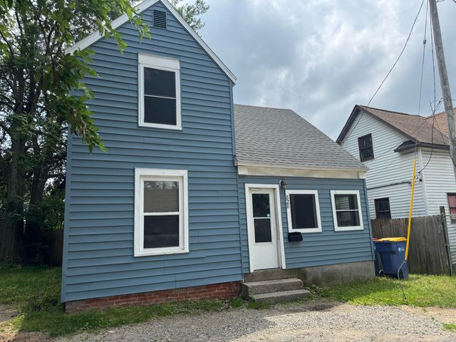 828 Isabella Court Se, City Of Grand Rapids, MI 49507