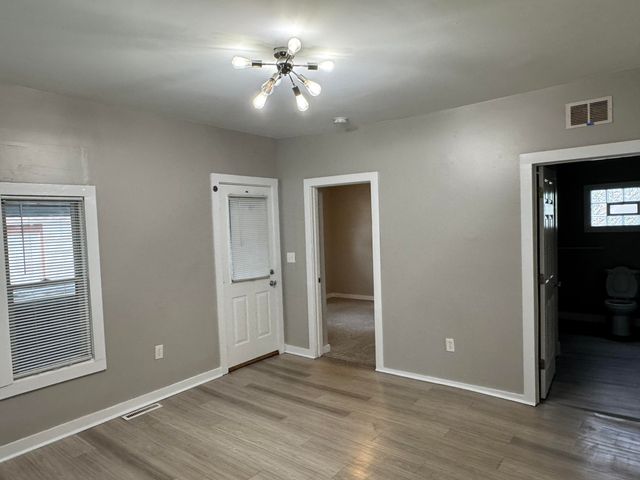 828 Isabella Court Se, City Of Grand Rapids, MI 49507