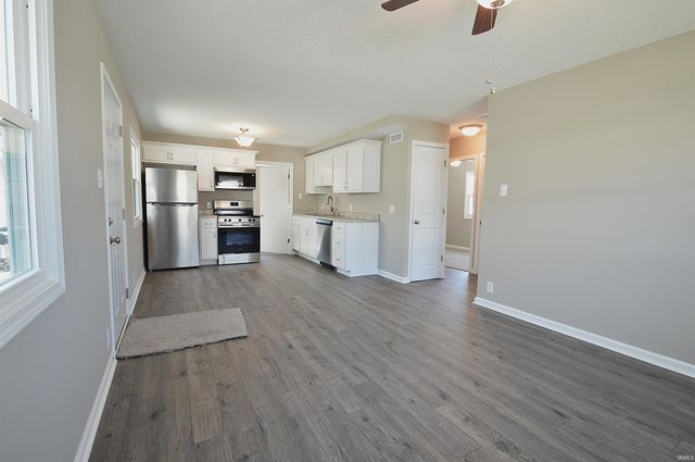 1304 Clara Avenue, Fort Wayne, IN 46805