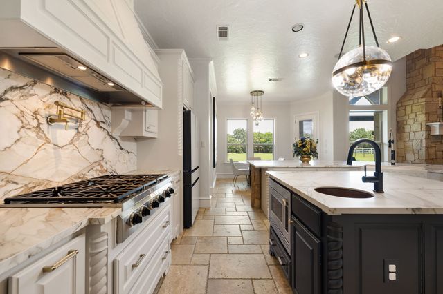 1311 Appaloosa Circle, Bartonville, TX 76226