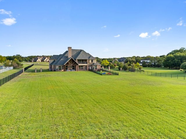 1311 Appaloosa Circle, Bartonville, TX 76226