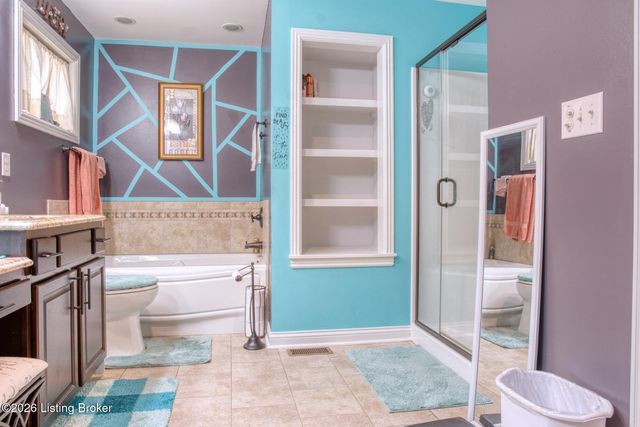 7220 Oakburn Dr, Louisville, KY 40258