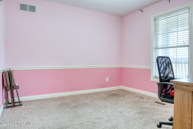 7220 Oakburn Dr, Louisville, KY 40258