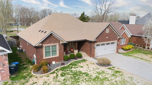7220 Oakburn Dr, Louisville, KY 40258