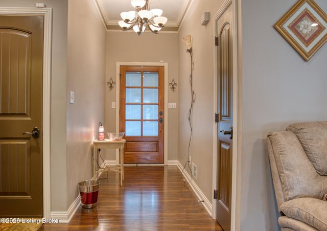 7220 Oakburn Dr, Louisville, KY 40258