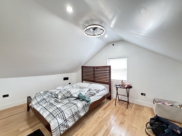 1933 W GRAND Avenue HOUSE, Chicago, IL 60622