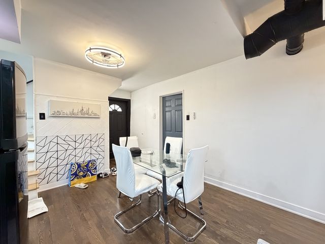 1933 W GRAND Avenue HOUSE, Chicago, IL 60622