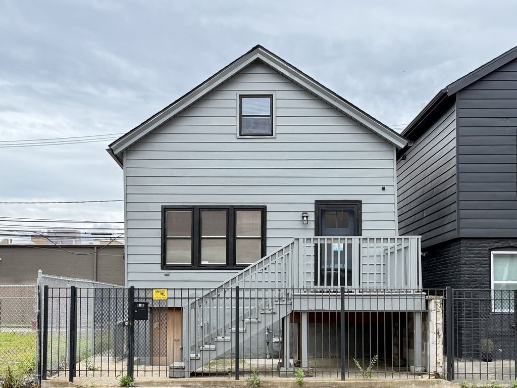 1933 W GRAND Avenue HOUSE, Chicago, IL 60622