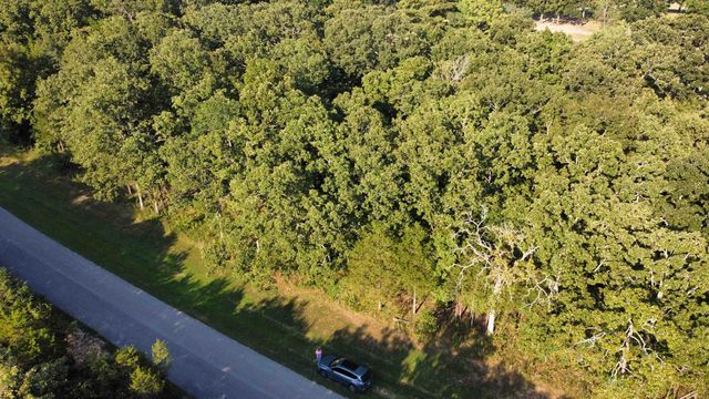 325 W Green Valley Drive, Horseshoe Bend, AR 72512