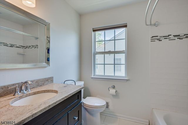 49 Wexford Way, Bridgewater Twp., NJ 08807