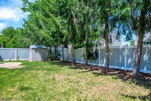 49 Wexford Way, Bridgewater Twp., NJ 08807