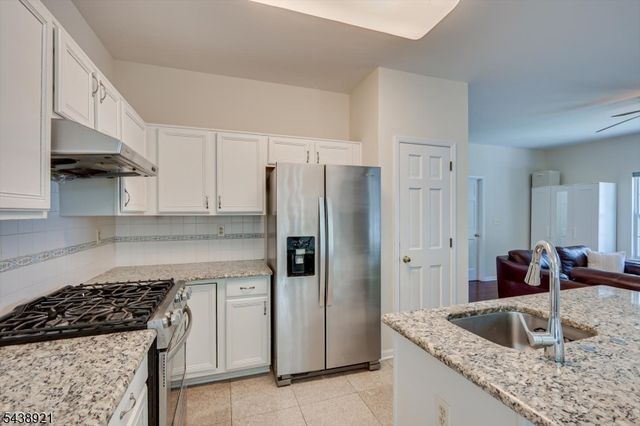 49 Wexford Way, Bridgewater Twp., NJ 08807