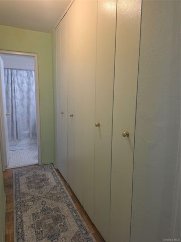 505 Central Avenue 305, White Plains, NY 10606