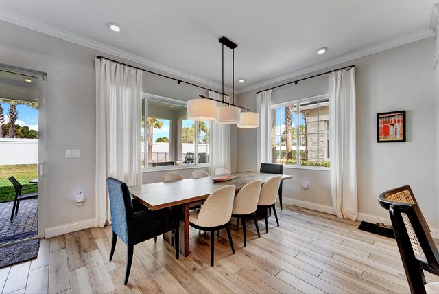 12104 Waterstone Circle, Palm Beach Gardens, FL 33412