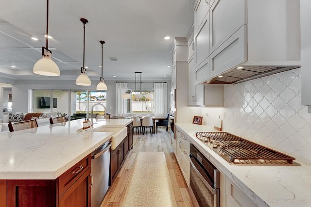 12104 Waterstone Circle, Palm Beach Gardens, FL 33412