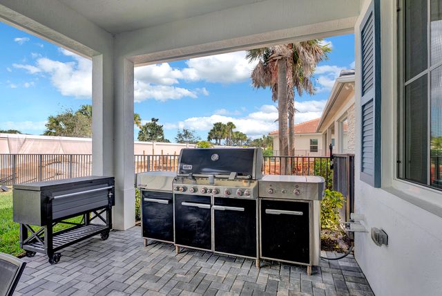 12104 Waterstone Circle, Palm Beach Gardens, FL 33412