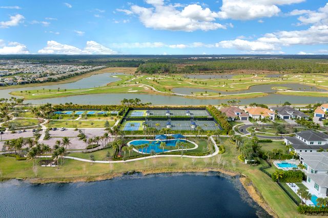 12104 Waterstone Circle, Palm Beach Gardens, FL 33412