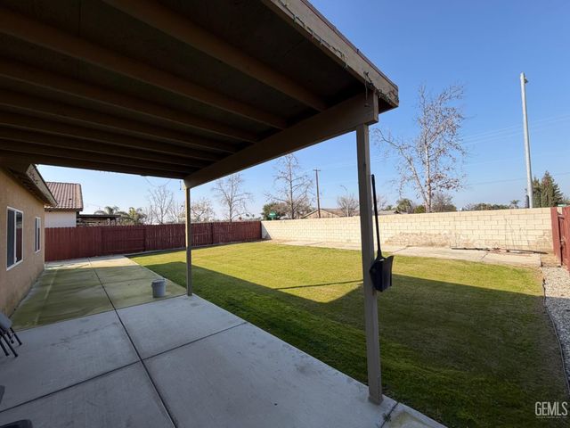 2306 Cobern Street, Bakersfield, CA 93313