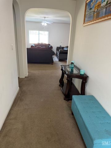 2306 Cobern Street, Bakersfield, CA 93313