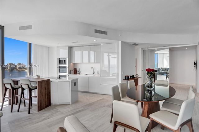18975 Collins Ave 2204, Sunny Isles Beach, FL 33160