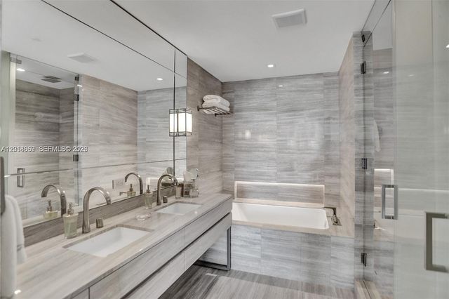 18975 Collins Ave 2204, Sunny Isles Beach, FL 33160