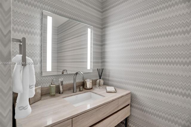 18975 Collins Ave 2204, Sunny Isles Beach, FL 33160