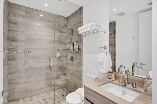 18975 Collins Ave 2204, Sunny Isles Beach, FL 33160