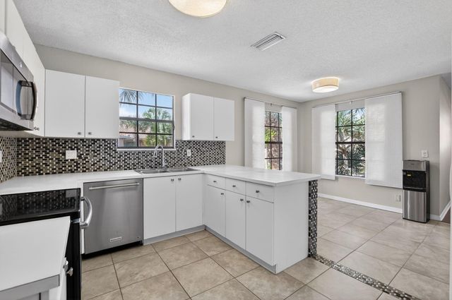 6769 Montego Bay Boulevard F, Boca Raton, FL 33433