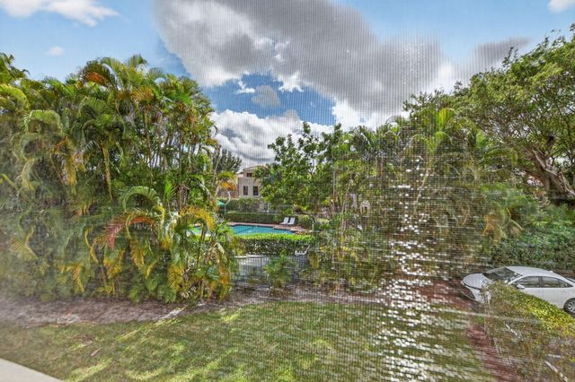 6769 Montego Bay Boulevard F, Boca Raton, FL 33433
