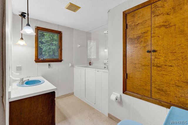 1940 Dodge Road, Amherst, NY 14051