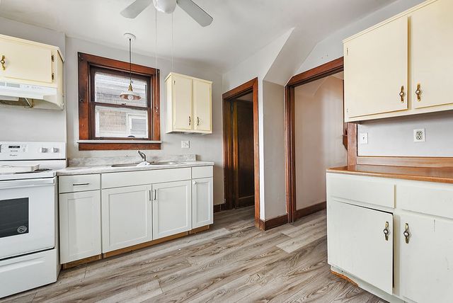 825 Pine Street, Ambridge, PA 15003