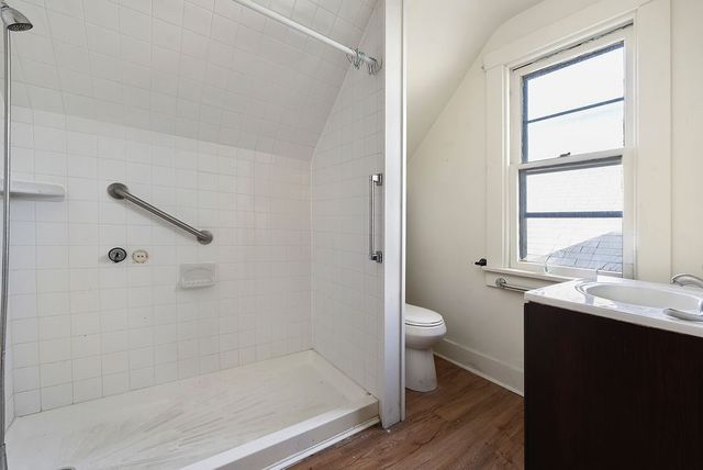 825 Pine Street, Ambridge, PA 15003