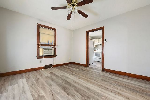 825 Pine Street, Ambridge, PA 15003