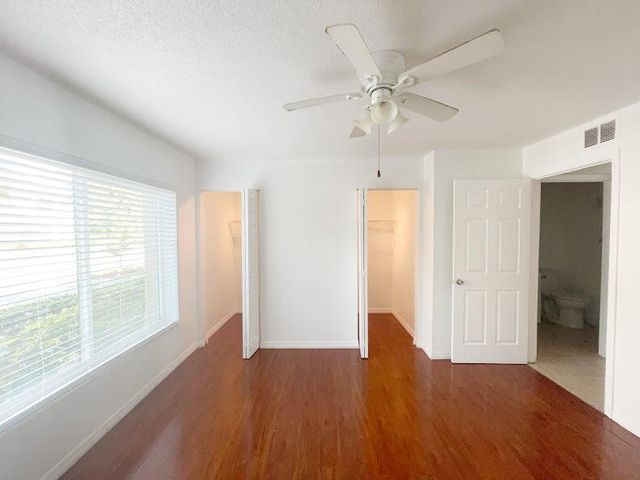 815 W Boynton Beach Boulevard 4-102, Boynton Beach, FL 33426