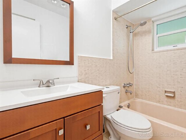 1680 NE 34TH Lane, Oakland Park, FL 33334