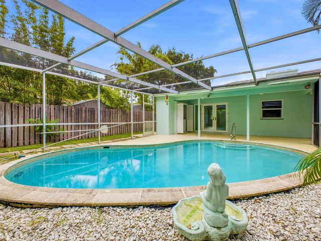 1680 NE 34TH Lane, Oakland Park, FL 33334