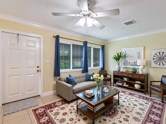 1680 NE 34TH Lane, Oakland Park, FL 33334