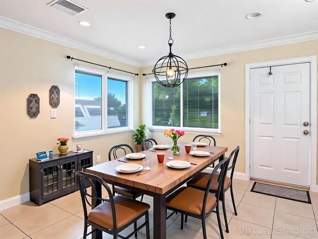 1680 NE 34TH Lane, Oakland Park, FL 33334