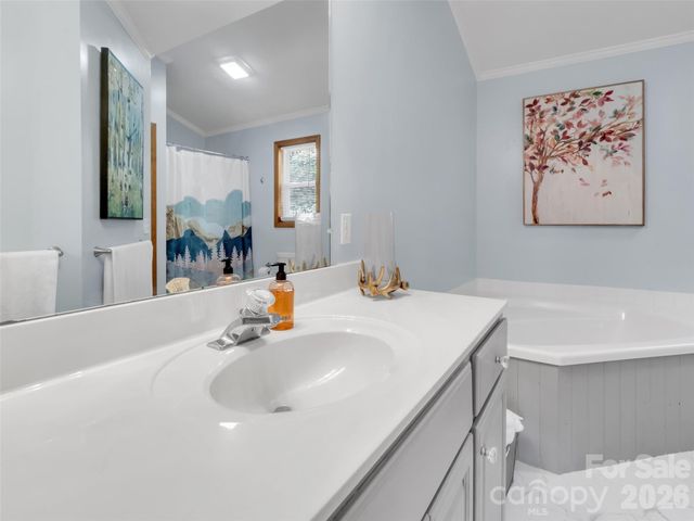 245 Greenview Drive, Maggie Valley, NC 28751