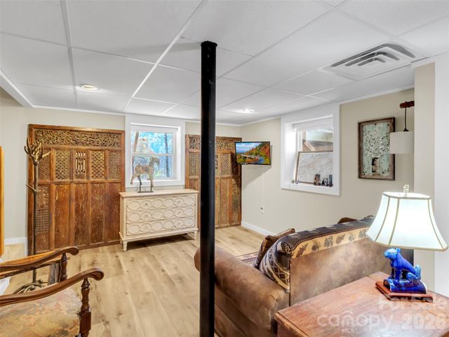 245 Greenview Drive, Maggie Valley, NC 28751