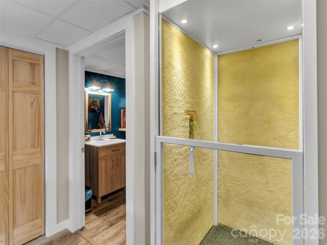 245 Greenview Drive, Maggie Valley, NC 28751