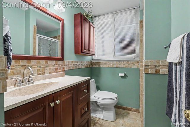 1869 Middle Trail Road, Commerce Twp, MI 48390