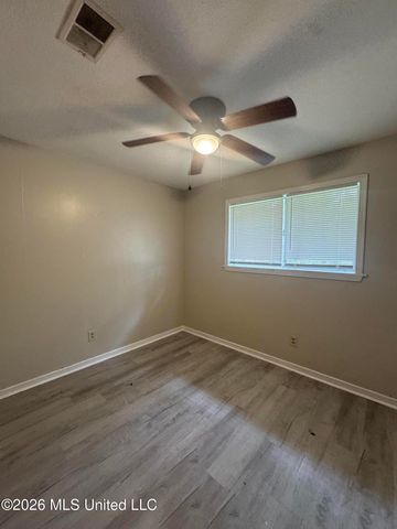 3139 Charleston Drive, Jackson, MS 39212