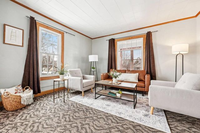 517 W Cady STREET, Watertown, WI 53094