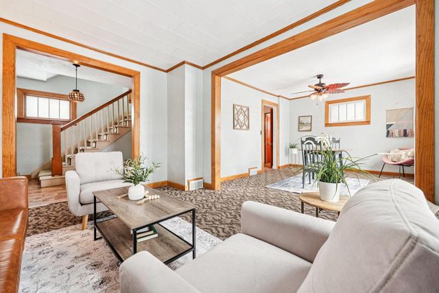 517 W Cady STREET, Watertown, WI 53094