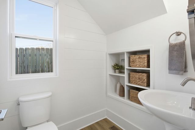 504 Bagleyshop Dr A, Nashville, TN 37209