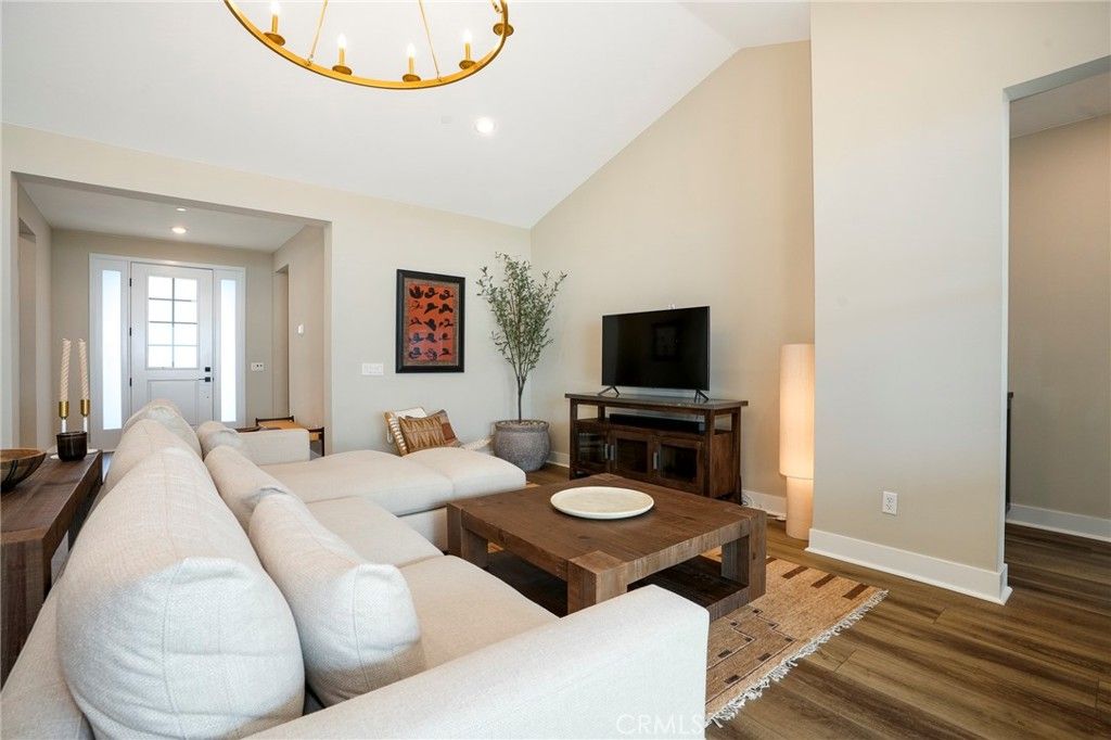 Image 3 of property listing at 3805 Shannon Lane, Piru, CA 93040